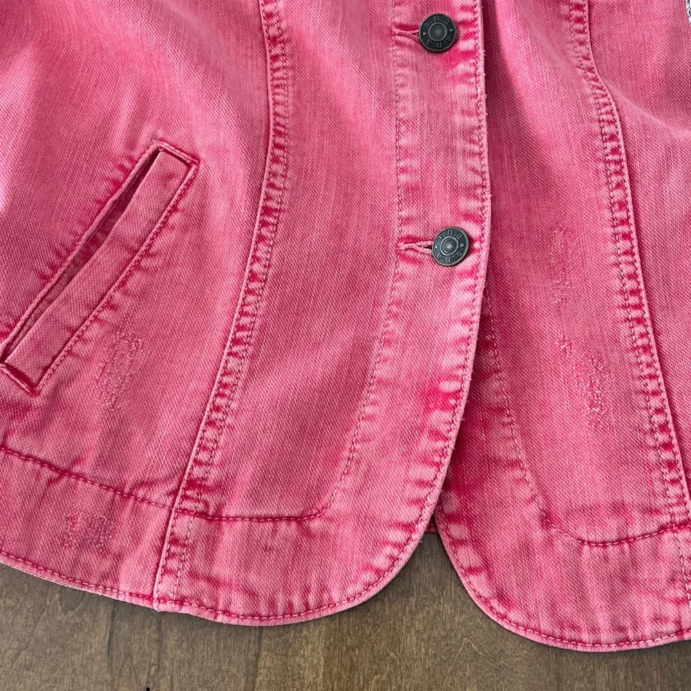 Distressed Faded Red Jean Jacket - Picture 5 of 11